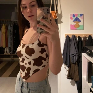 Linne - Linne med komönster som tyvärr inte kommer till användning längre