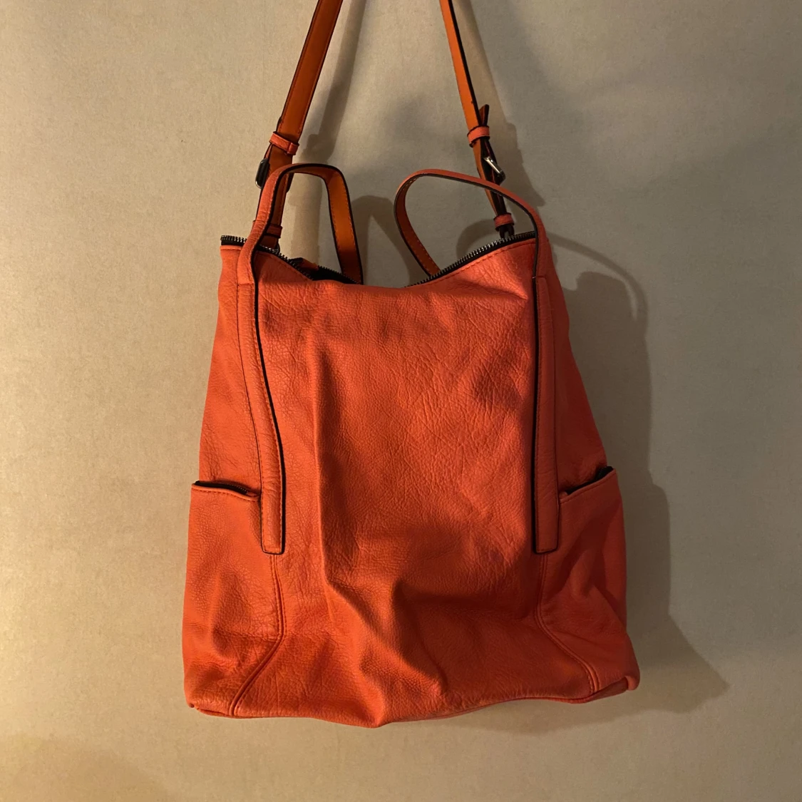 Väska från Zara oanvänd - 90