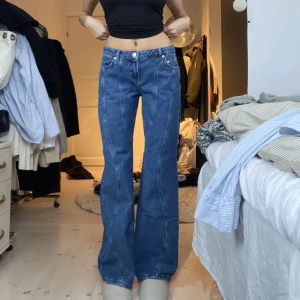 Nakd jeans - Nakd jeans 34/36. Helt nya dock inga lappar kvar. Osäker på om jag ska sälja men skriv gärna vid intresse. 