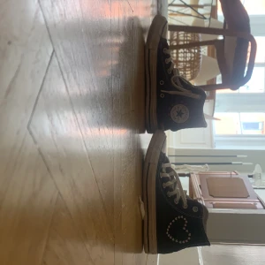 Converse - Lite slitna men skit snygga!
