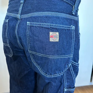 Jeans - Så coola jeans som jag säljer då de tyvärr inte är min stil. Jag är 173cm!