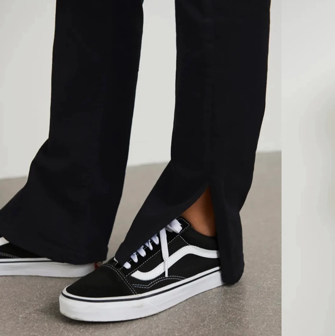 Jeans byxor med slits  - 90