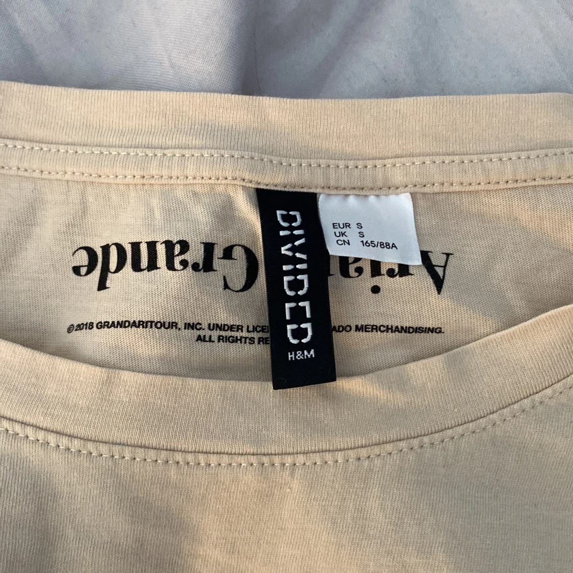 Ariana Grande t-shirts  - 91