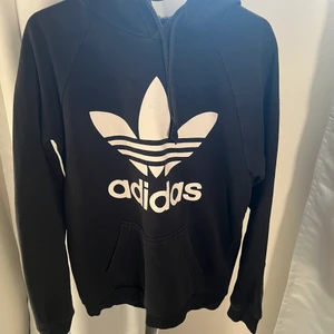 Adidas tröja  - ❤️