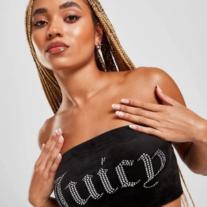 Juicy counture top - Hej, nu säljer jag min top på grund av att den inte kommer till användning. Inga fläckar och aldrig använd. Den är i storlek S, ny pris 500kr mitt pris : 400kr