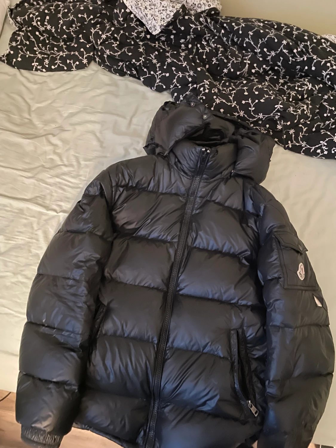 Moncler maya
