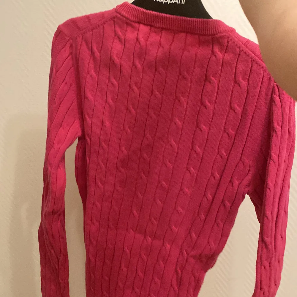 En rosa gant tröja, i storlek xs funkar s oxå. Tröjor & Koftor.