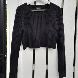 Stickad korttröja - Stickad monki som magtröja eller va man ska kalla de. Bra skick å passar till allt