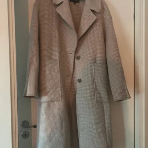 Kappa - Kappa från Kappahl! Väldigt fin i färgen. Perfekt till hösten Storlek XS men sitter mer som en S/M