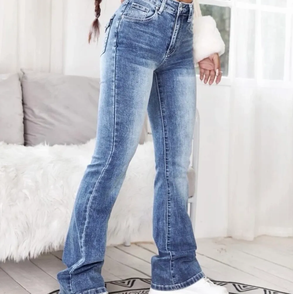 Jeans från SHEIN storlek S lite liten i storleken jätte sköna och bara använda 4 gånger. Jeans & Byxor.