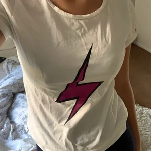 Soaked in luxury T-shirt  - Super fin T-shirt från soaked in luxury