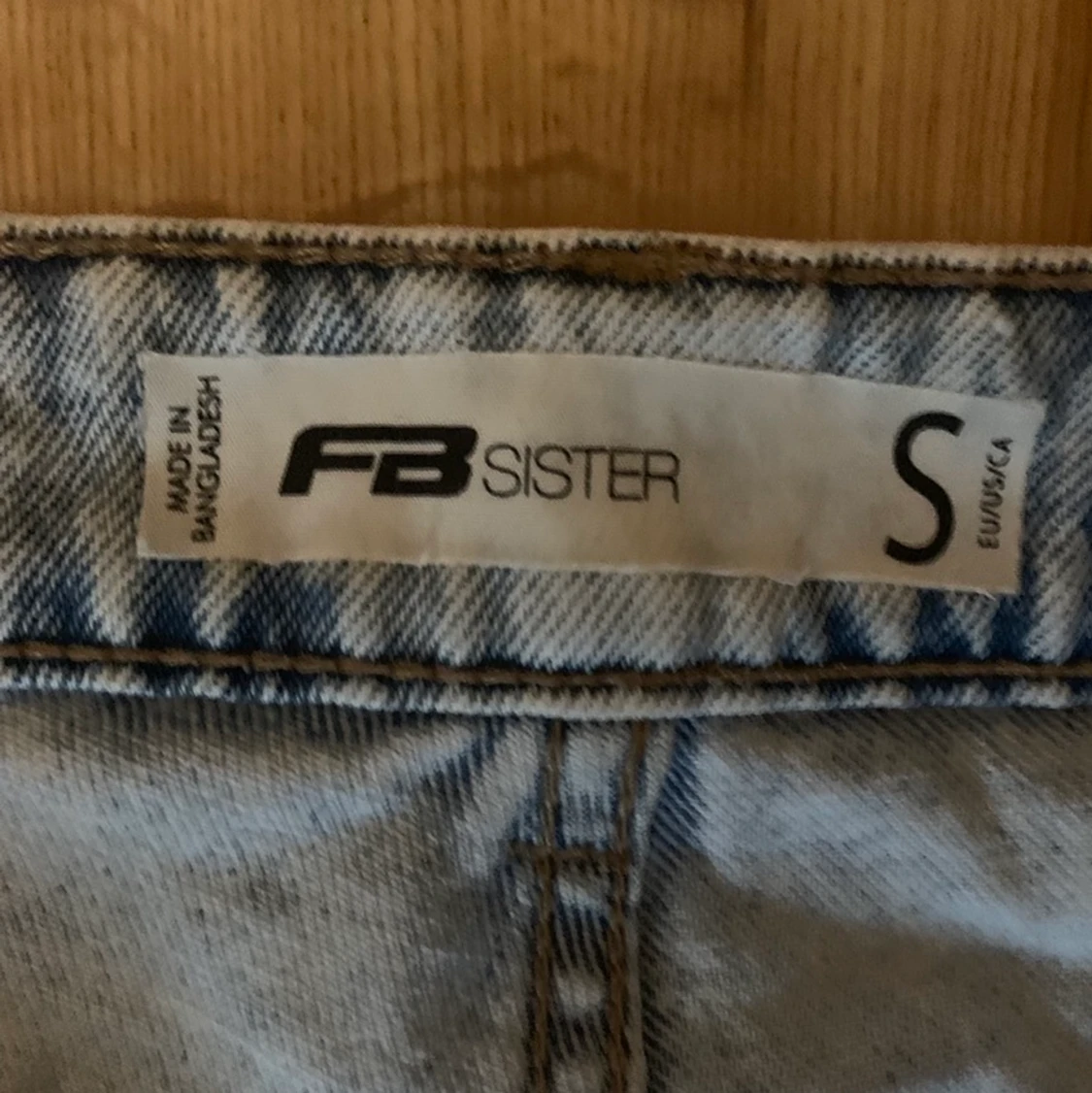 Jeans med slits  - 90