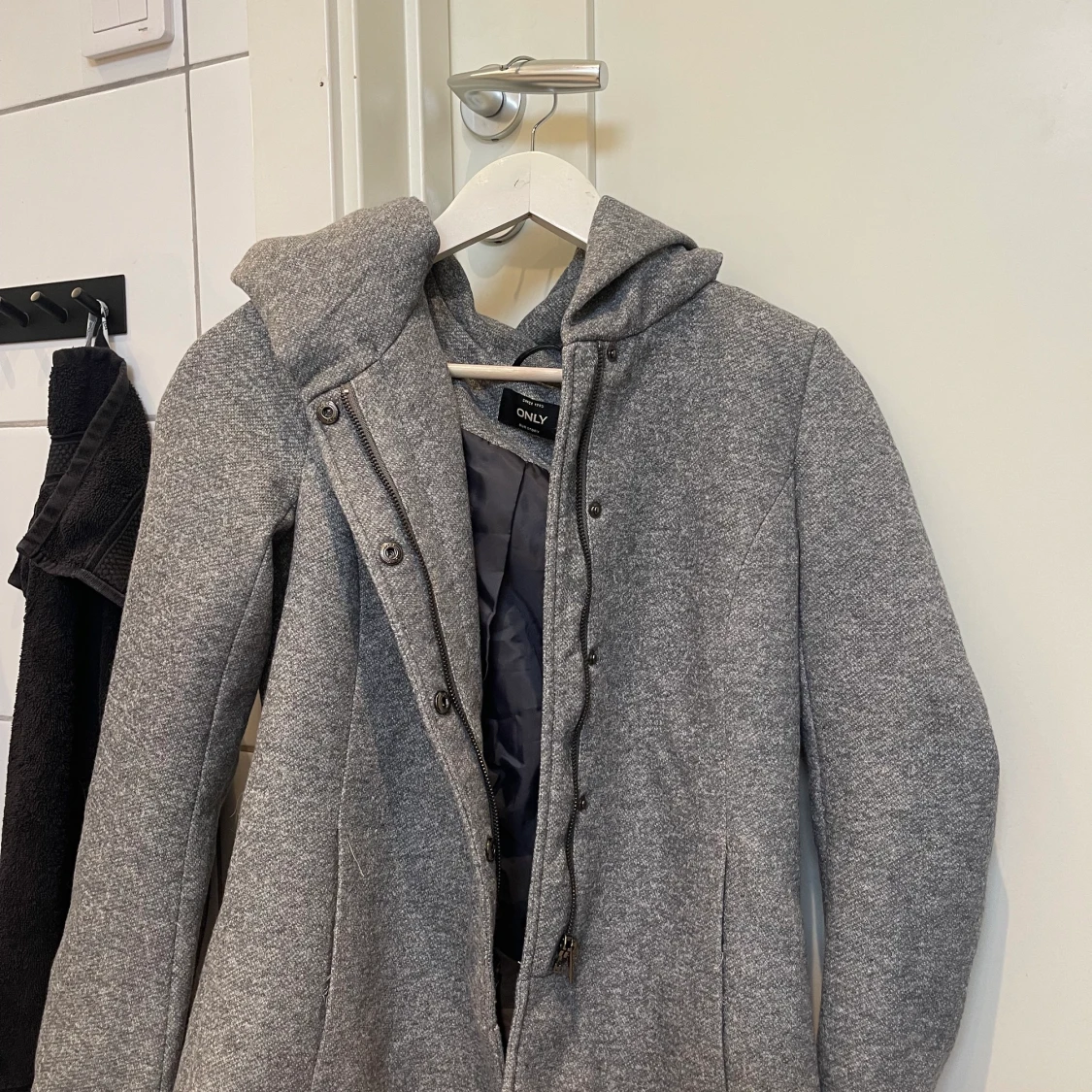 Grå, jacka  - 90
