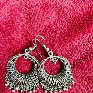 Silver colored stainless steel earrings from India  - Earrings from India  Condition: New Material: Silver colored stainless steel earrings from India 