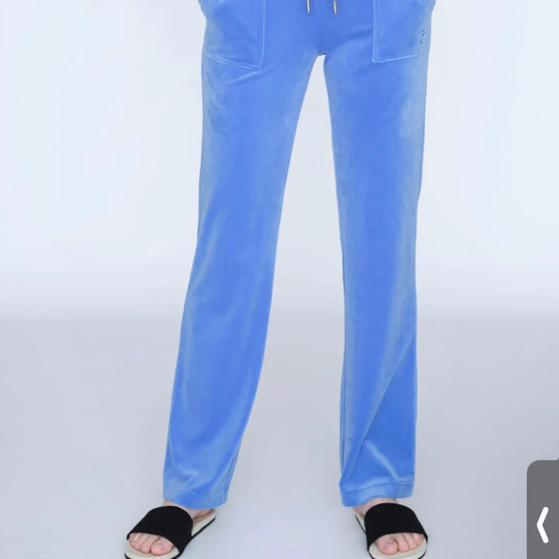 BLÅ JUICY COUTURE BYXOR