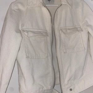 Jacka/kofta - Jacka Manchester benvit