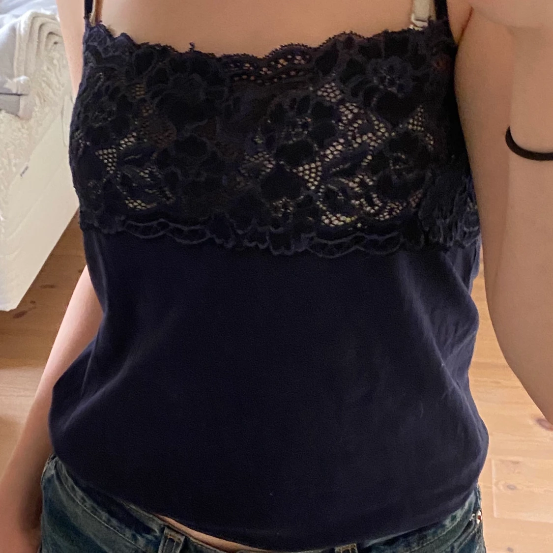 Linne med spets - 91