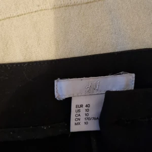 Dam byxor - Elegans använt är i gott skick