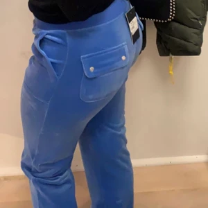 Juicy  - Säljer mina jätte fina och sköna juicy byxor i st S då det inte kommer till andväning💗