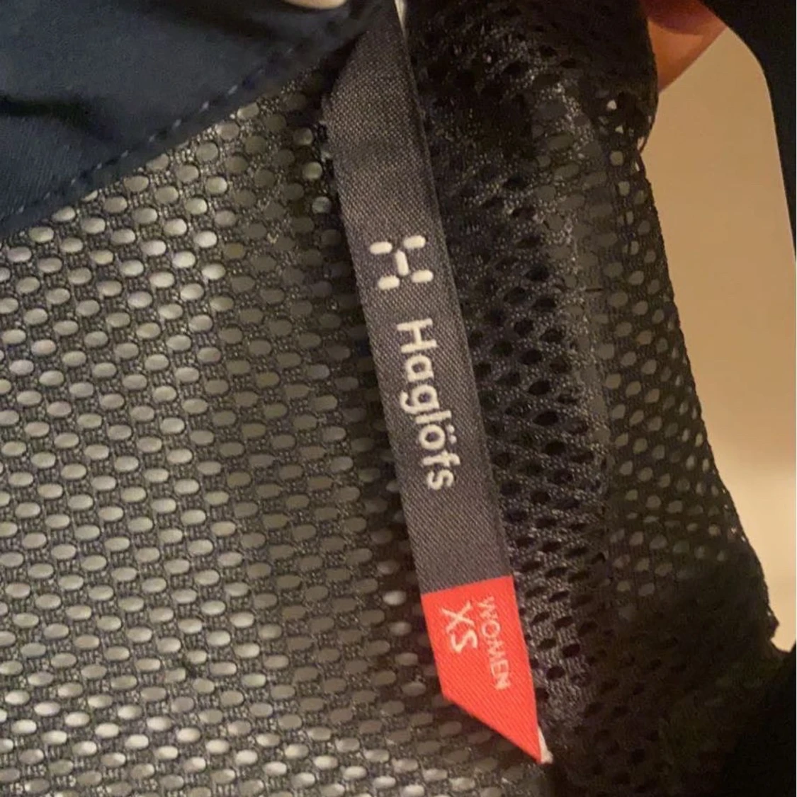 Blå haglöfs jacka.  - 91