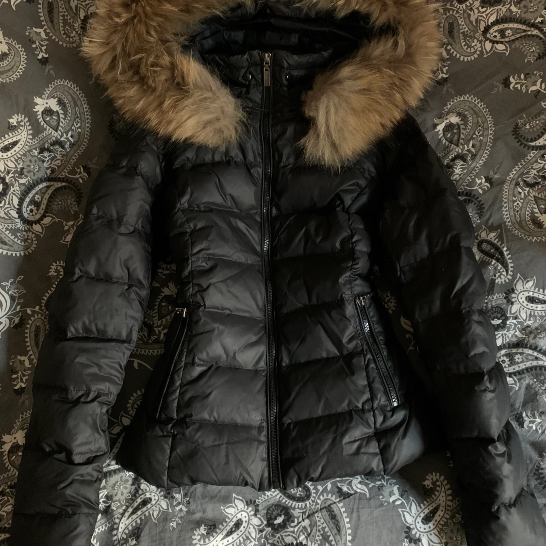 Fin dunjacka från rock&blue äkta päls Använd ett fåtal gånger. 