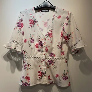 Blommig topp - Blommig topp