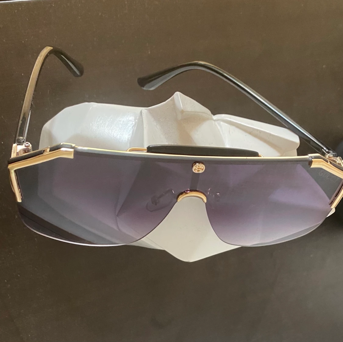 Äkta Gucci solglasögon 