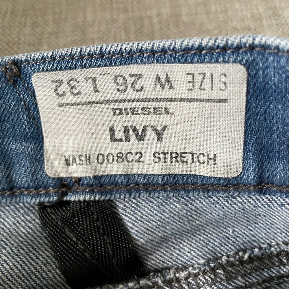 jätte fina jeans som inte längre kommer till användning💓. Jeans & Byxor.