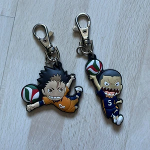 Haikyuu! Nyckelringar  - Nyckelringar med Nishinoya och Tanaka från animen Haikyuu!   (Antingen frakt för 13kr (ej spårbar) eller 29kr)