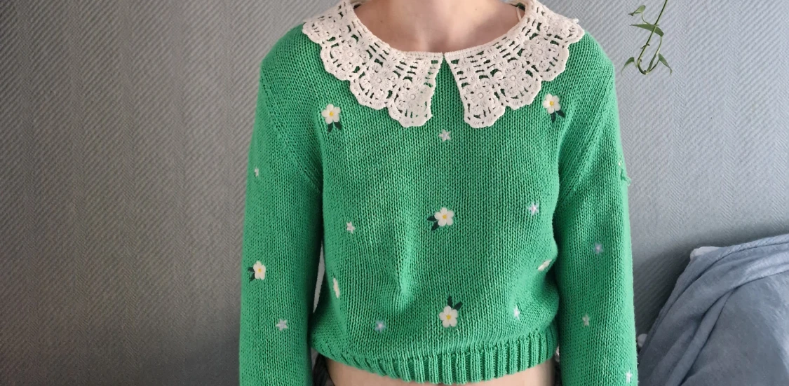 Stickad tröja Zara M men mer som S