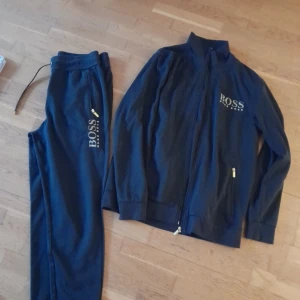Hugo boss xl ( som stl L) - Hugo boss 