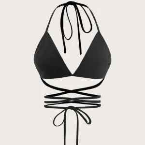 Svart topp  - Svart helt ny oanvänd topp perfekta fest toppen 