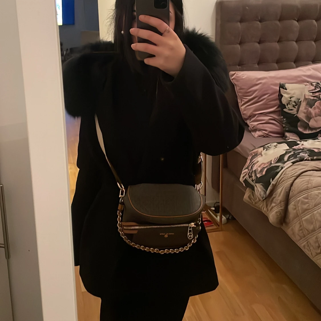 Äkta Michael kors väska  - 90