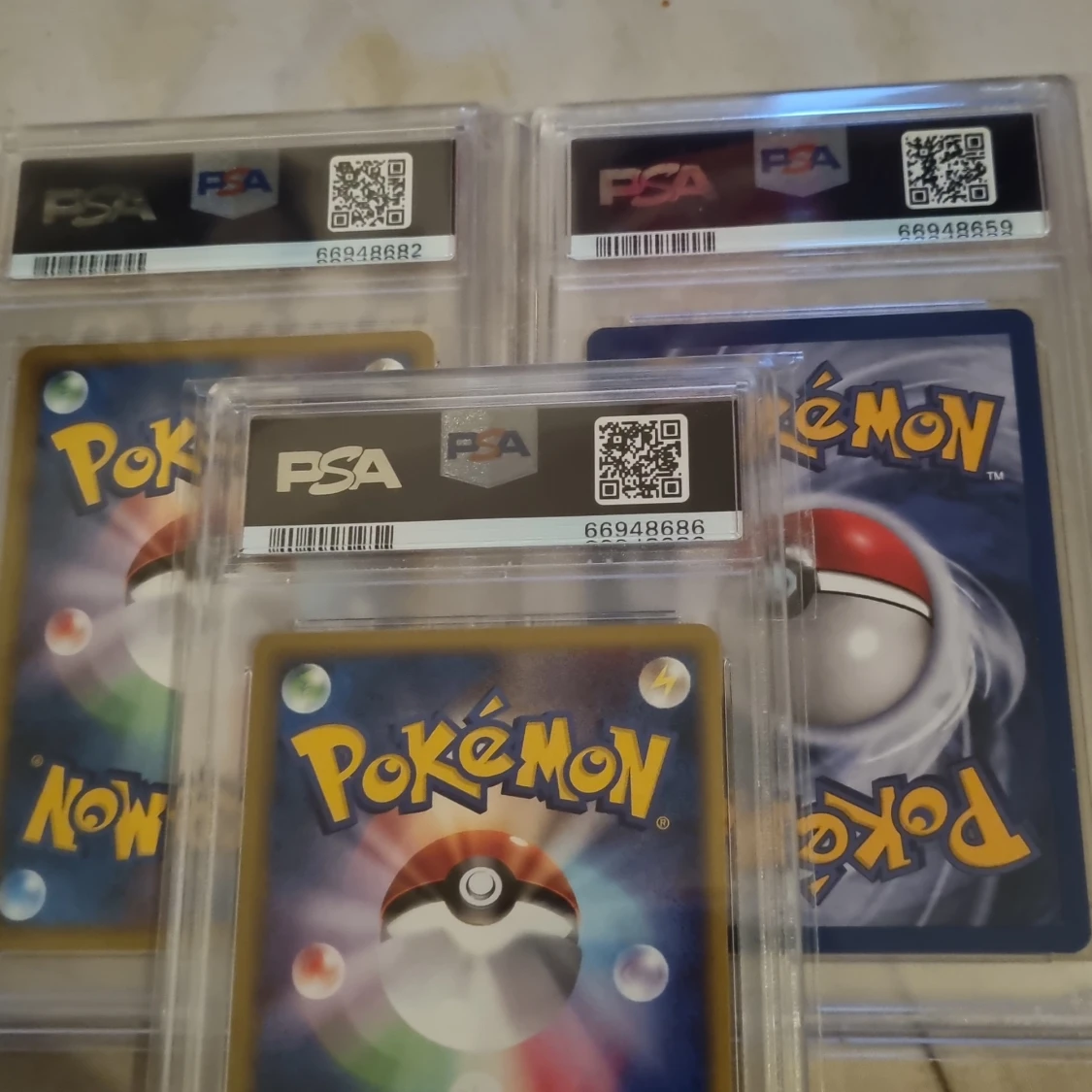 Pokemon psa 10 1st edition zapdos black star error - 90