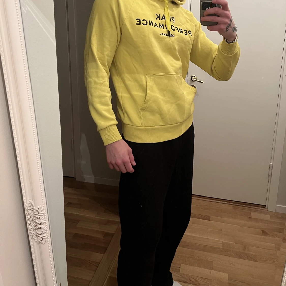 Peak performance hoodie - 90