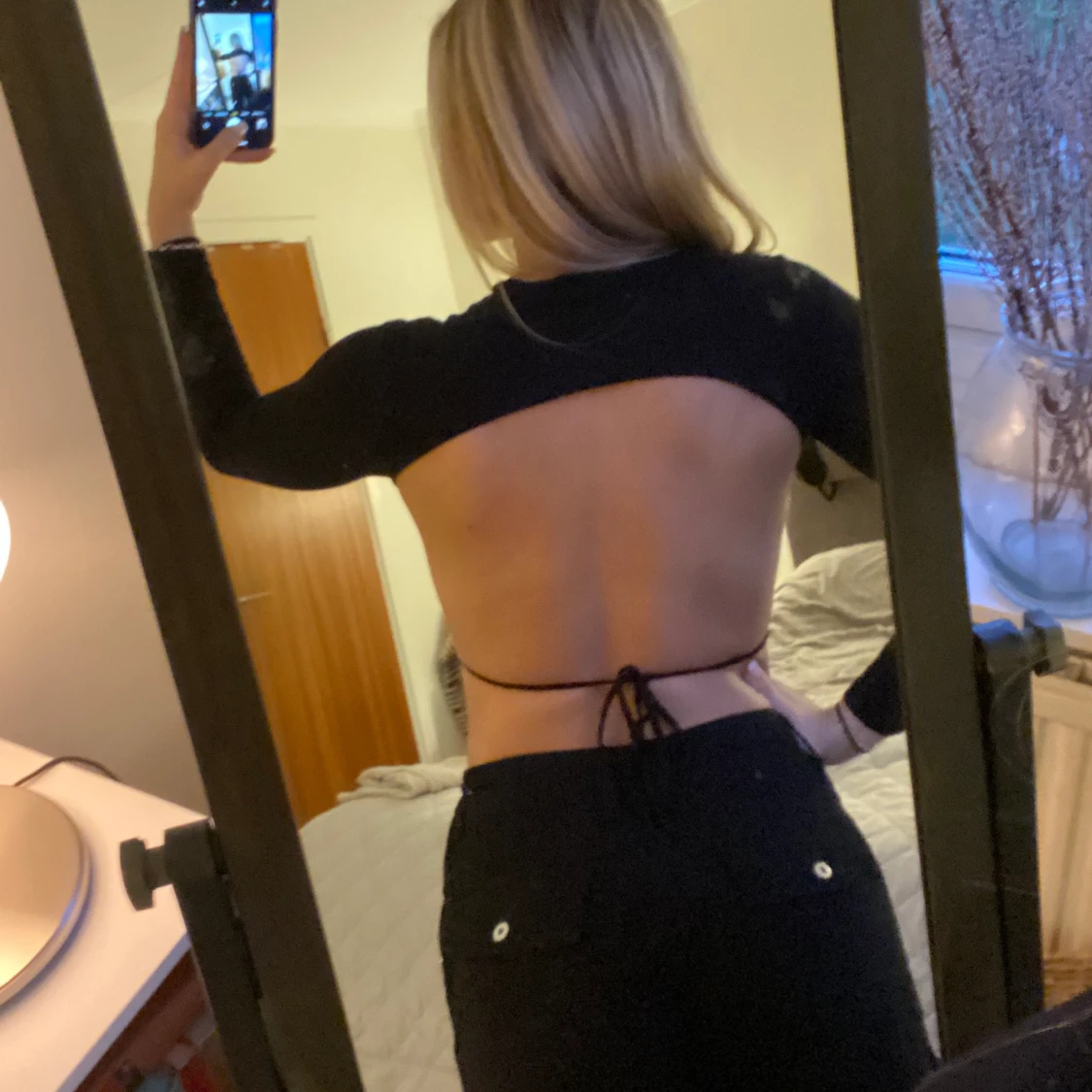 Tröja med öppen rygg - 91