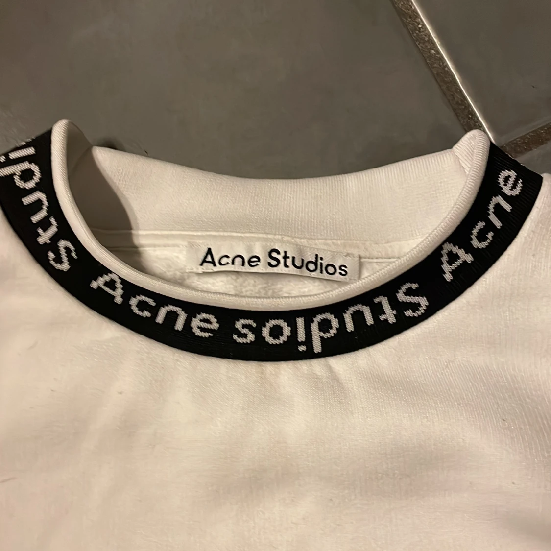 Acne tröja  - 90