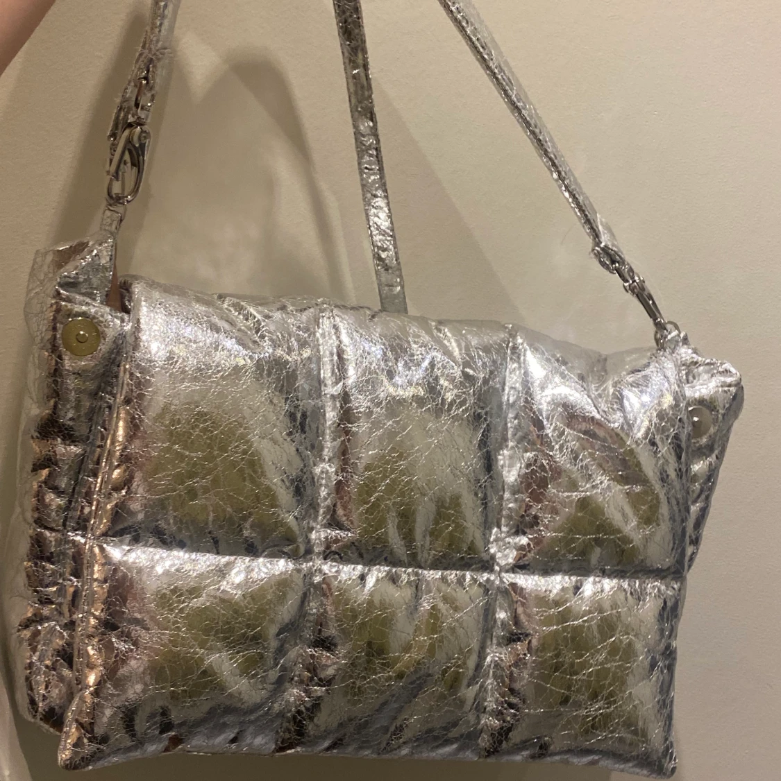 Stand studio väska silvrig  - 90