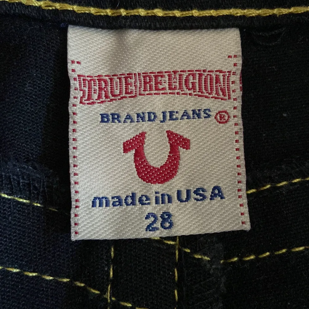 INTRESSEKOLL‼️ Ett par svarta skinny jeans i märket true religion. Storlek 28. Inget täcken på användning.. Jeans & Byxor.
