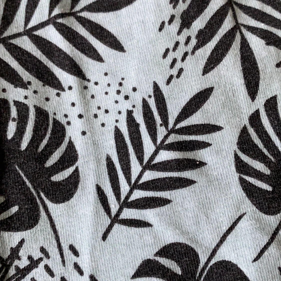 Kjol med växter på/ xxs  - 91