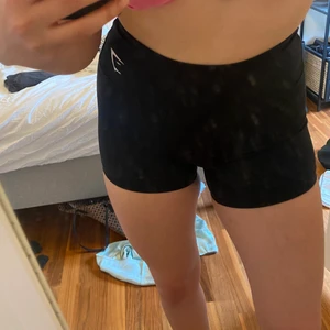 Gymshark shorts  - Gymshark shorts i storlek S.