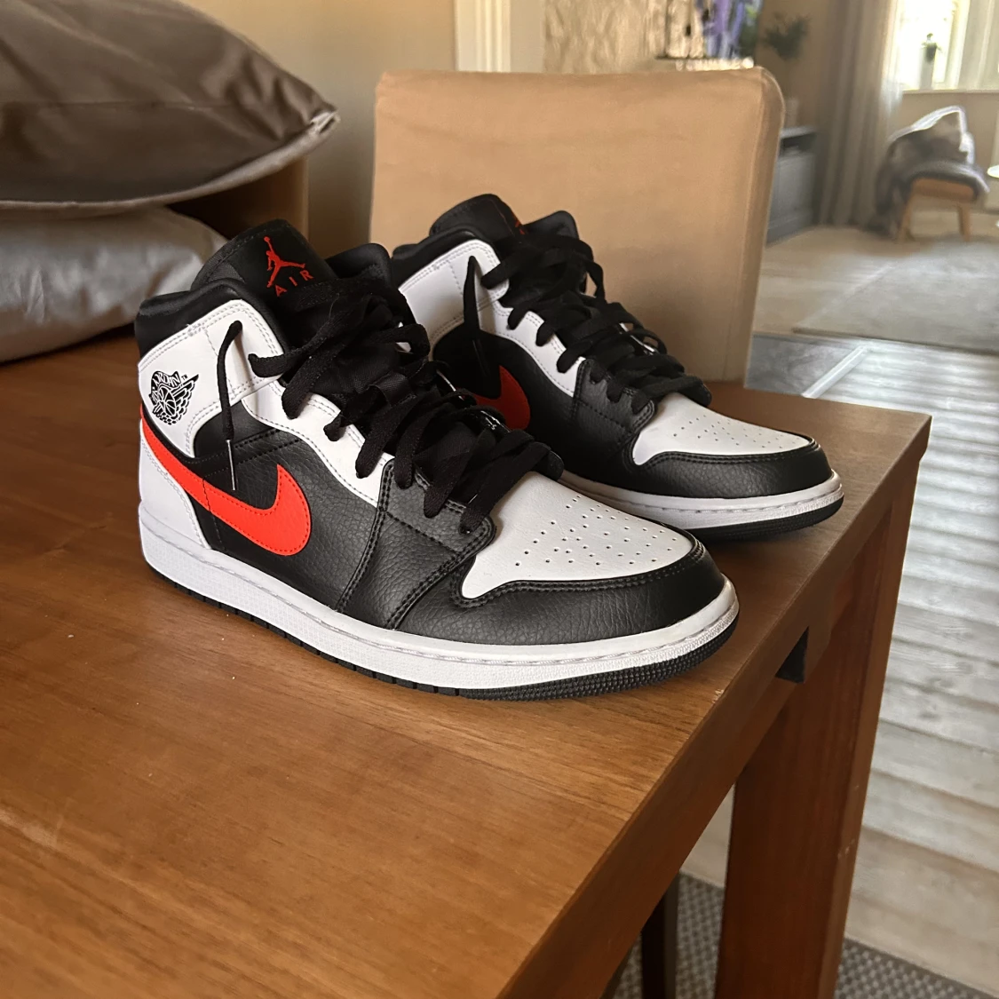 Jordan 1 chile red mid  - 91