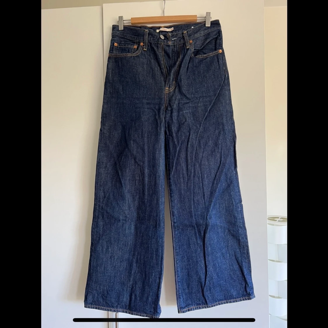 Levi’s Ribcage wide leg 30 - 90