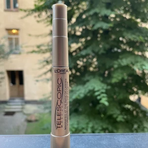 Telescopic mascara  - Säljer en Telescopic mascara från loreal då jag köpt en ny mascara:) aldrig använd, bara öppnad💗 (originalpris: 169kr)