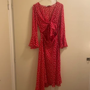 Adoore klänning - Superfin klänning från Adoore. Inget att anmärka på. Precis kemtvättad.