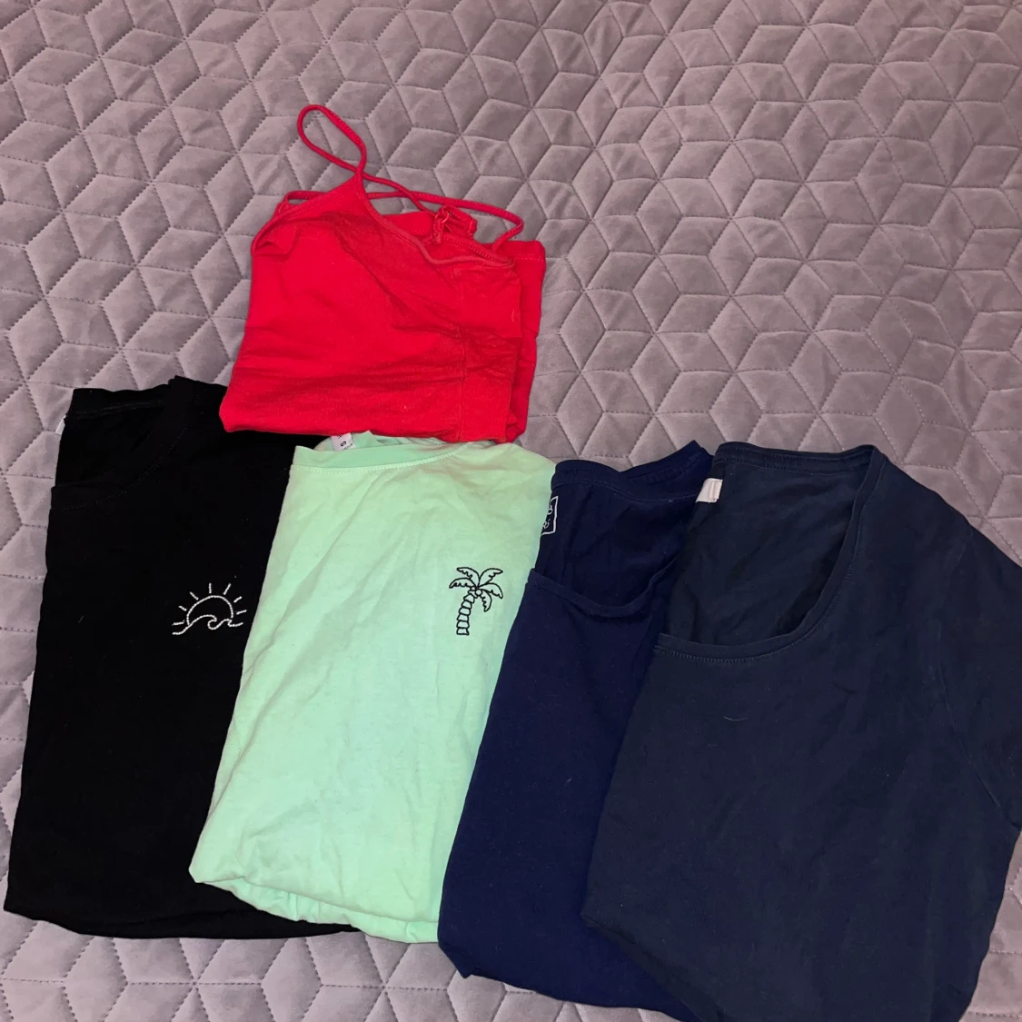 Basic t-shirts