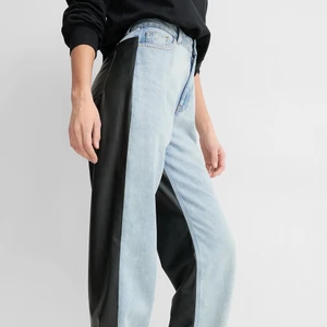 Jeans med skinn STORLEK 40 - Storlek 40/M - har använt fåtal gånger. Kommer inte till användning pga fel storlek. Väldigt bra skick. Fraktkostnad du står för. 🦋 Om du har några funderingar får du kontakta mig