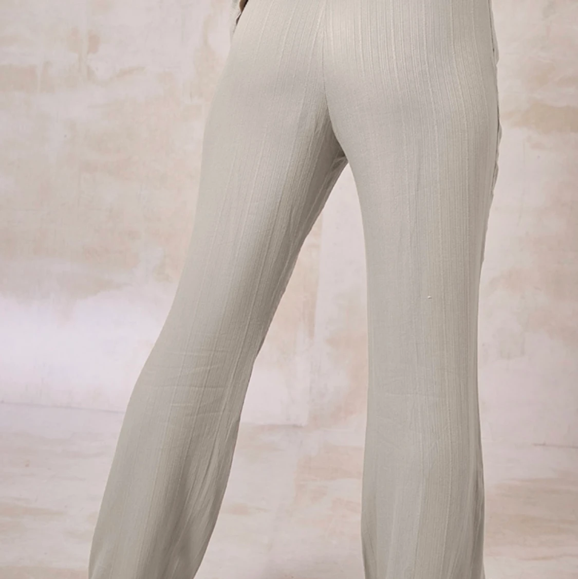 Långa byxor i färgen sage! - 91