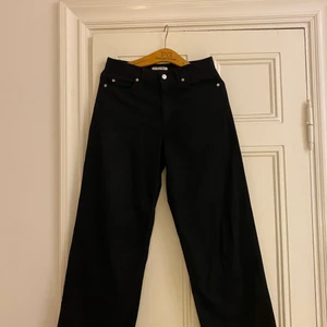 Our legacy black selvedge  - Storlek 36, endast använda 2 gånger, full cut 