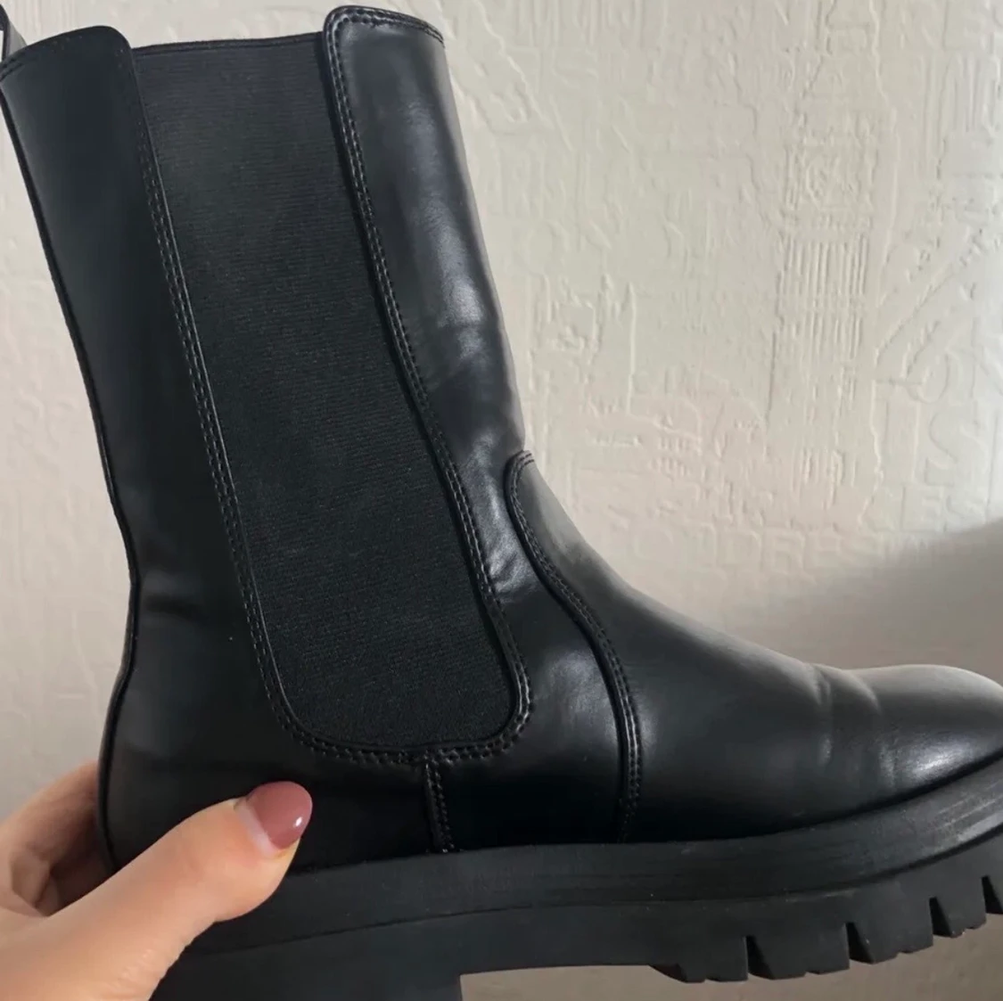 Svarta boots (mått, skick, stil, passfor - 90